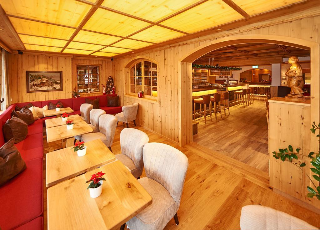Hotel Tirolerhof Flachau Buitenkant foto